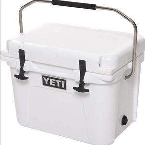 White YETI Roadie cooler 20